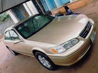 A picture of Camry 2 2