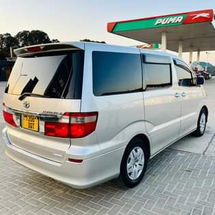 A picture of TOYOTA ALPHARD DQT