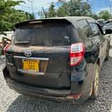 A picture of Vanguard Price 13.5 TU Location mwanza 0764862357 0744301894 Gari zote