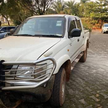 A picture of Toyota Hilux double cabin