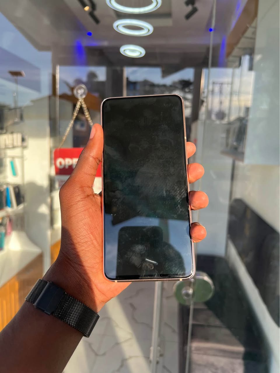 A picture of SAMSUNG A80