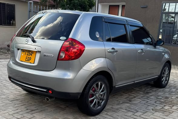 A picture of Mazda verisa