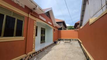 A picture of House with 7 single room 2 double rooms for sale