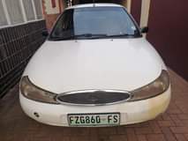 A picture of Ford mondeo
