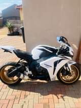 honda cbr