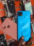 A picture of Infinix hot 10i 32gb ram 2 biashara dukani njoo kagua