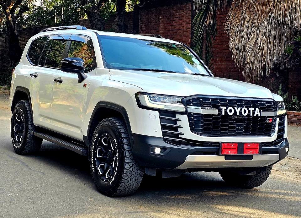 toyota land cruiser