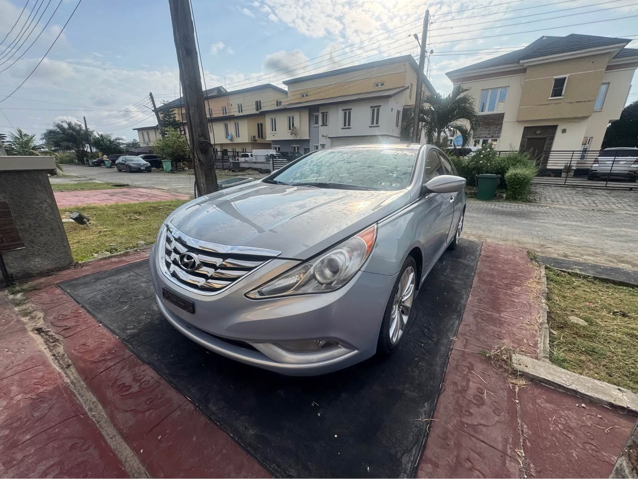 A picture of Foreign use Hyundai sonata 2013