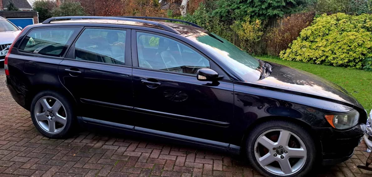 volvo v50