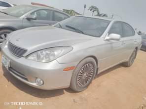 A picture of Highest grade Lexus ES 300 upgraded to 330 everything is