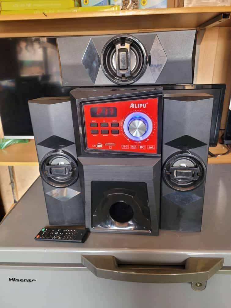 A picture of 3 1 Ailpu woofer on sale 140k