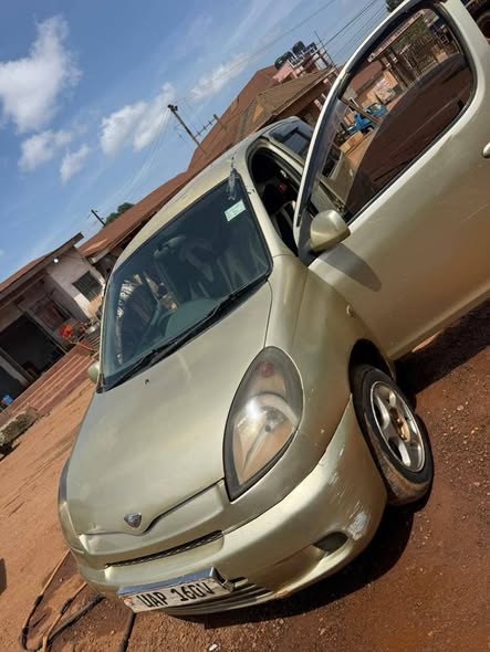 A picture of Available Uhs 7m 0702549830