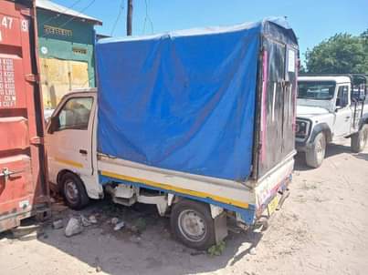 A picture of SUZUKI CARRY