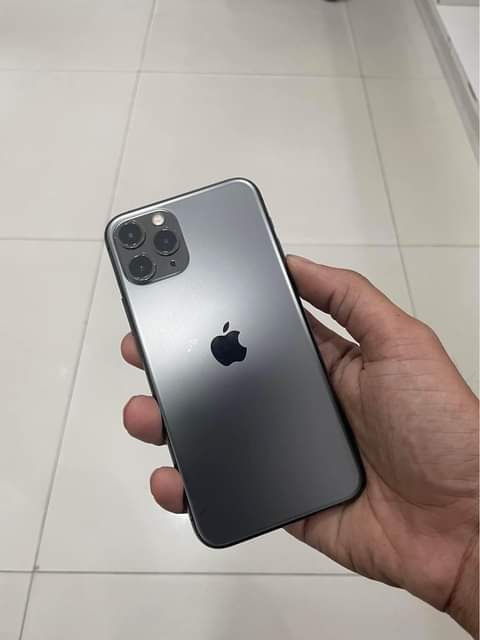 iPhone M.