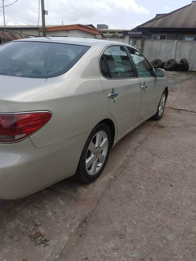 A picture of Car