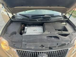 A picture of Lexus RX350 2010