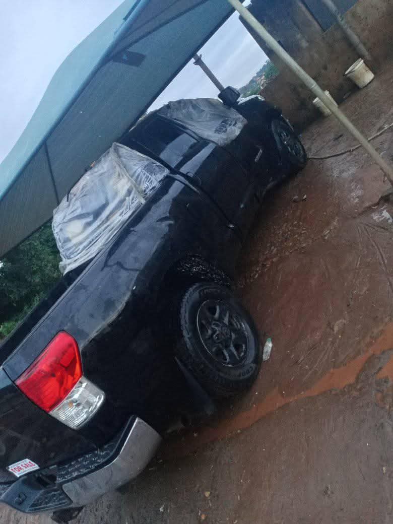 A picture of 2011 Toyota tundra