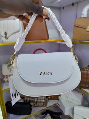 A picture of Dm or call me WhatsApp 07035404925