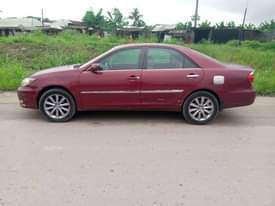 A picture of 2005 Toyota 2 4 camry big daddy