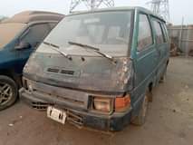 A picture of Nissan vanette Up for sale 650k 09067100690 Ipaja