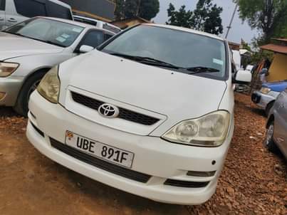 A picture of Toyota picnic on sale