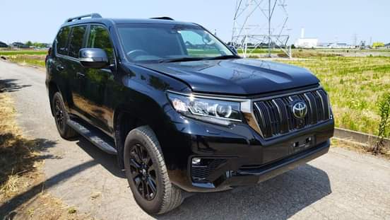 A picture of Toyota Landcrusier Prado