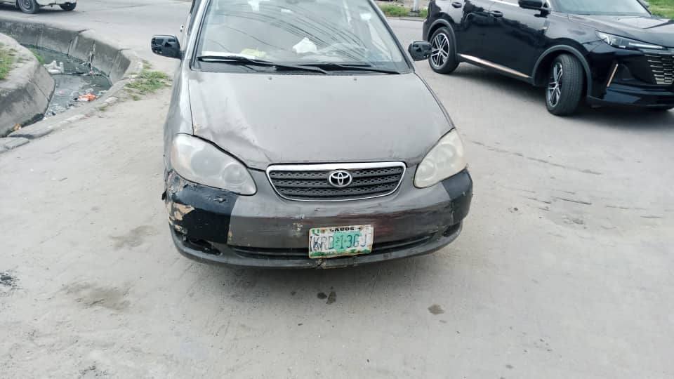 A picture of Toyota 06 Model