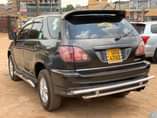 A picture of Toyota Harrier Ugx 17 000 000