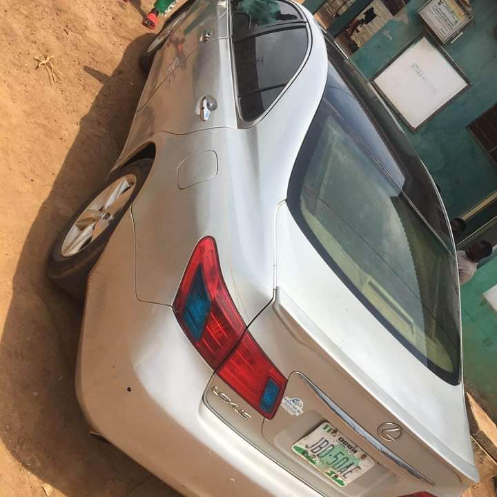 A picture of Lexus ES 350 2006 model