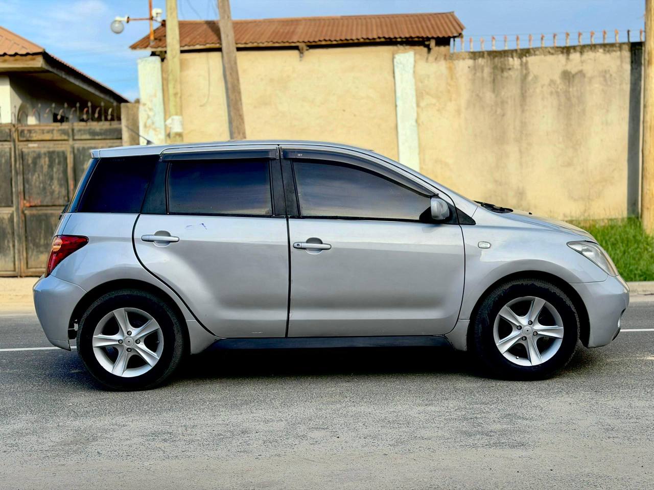 A picture of Toyota ist