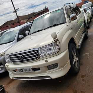 A picture of V8 2000 47M