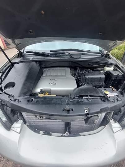 A picture of Unregistered lexus Rx350 small body