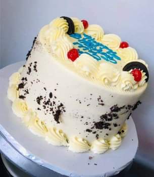 A picture of Yummy cakes at affordable prices