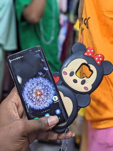 A picture of Samsung s9