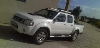 used nissan hardbody