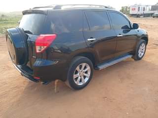 A picture of TOYOTA RAV 4 2008 MODEL