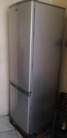classifieds/fridges