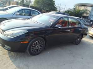 A picture of Very clean in and out Sharp lexus es 330 With