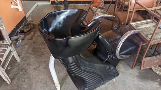 A picture of Washing basin