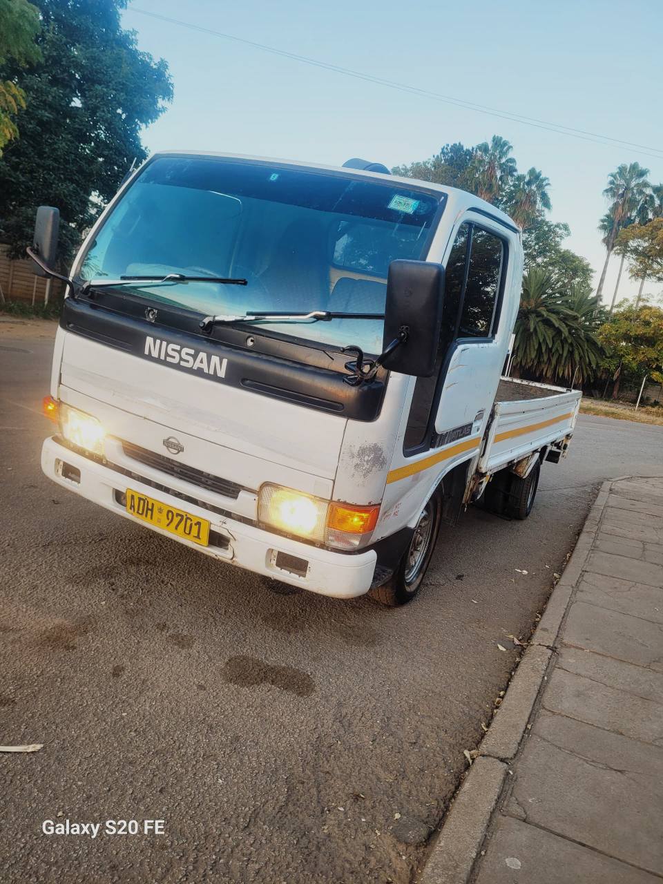 classifieds/cars nissan