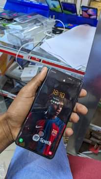 A picture of SAMSUNG S10 5G