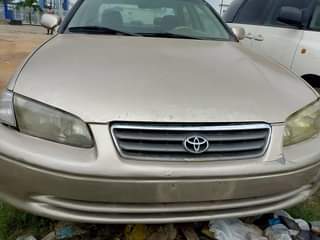 A picture of Toyota Camry 2001