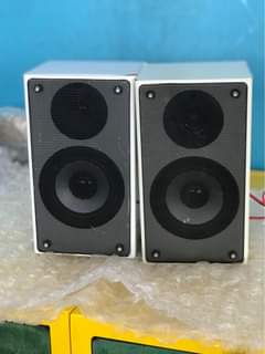 speakers