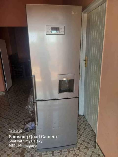 classifieds/fridges