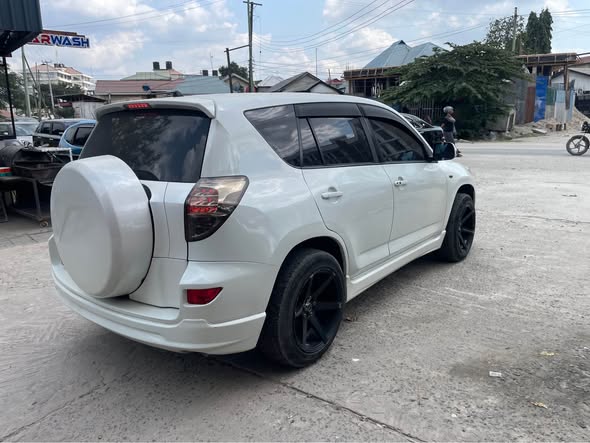 A picture of TOYOTA RAV4 MISSTZ ONSALE
