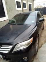 A picture of 2010 Toyota Camry SE