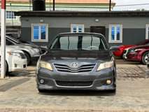 A picture of 2011 Camry SE