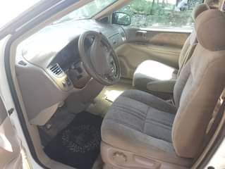 A picture of 2002 Toyota sienna tokumbo