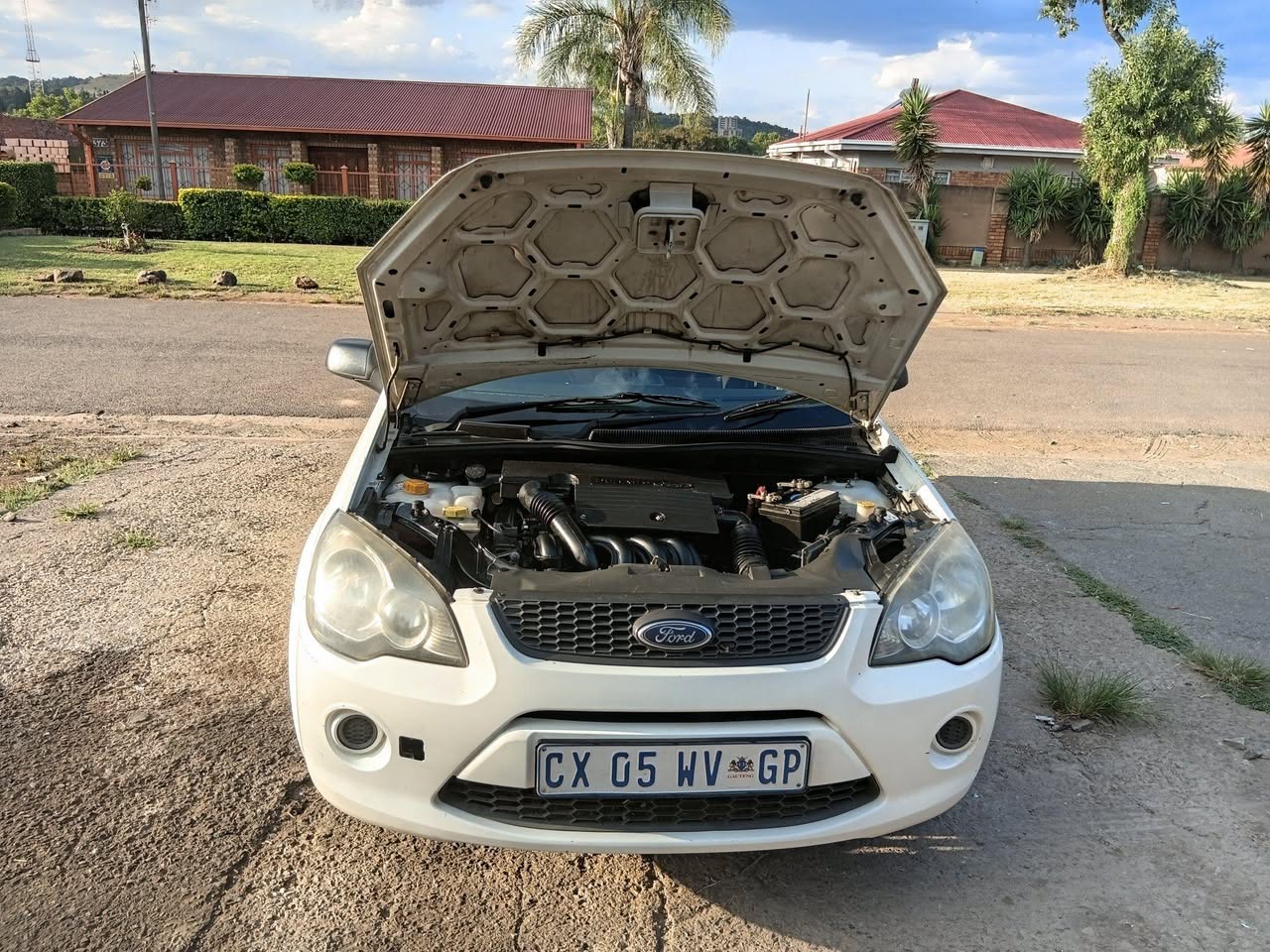 ford ikon