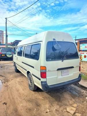 A picture of 2002 HIACE INAUZWA HIACE Any